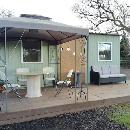 Daisy Lane Glamping Campsite
